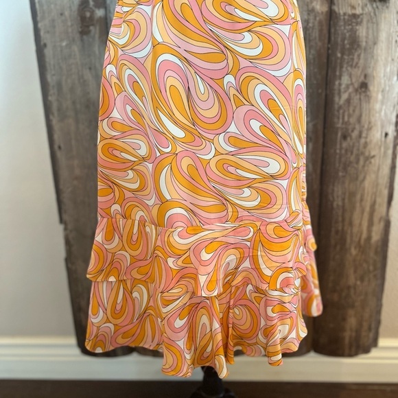 MICHAEL KORS Women’s Skirt - Picture 2 of 9